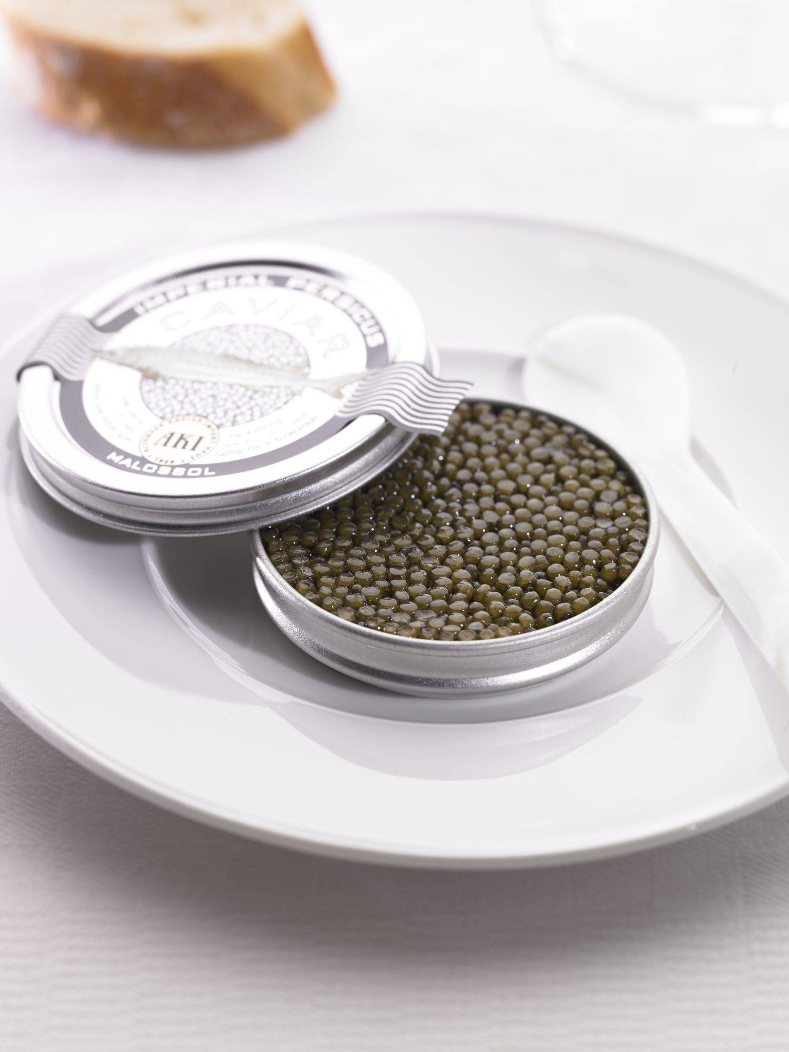 Taste Sensation AKI Caviar FOUR Magazine