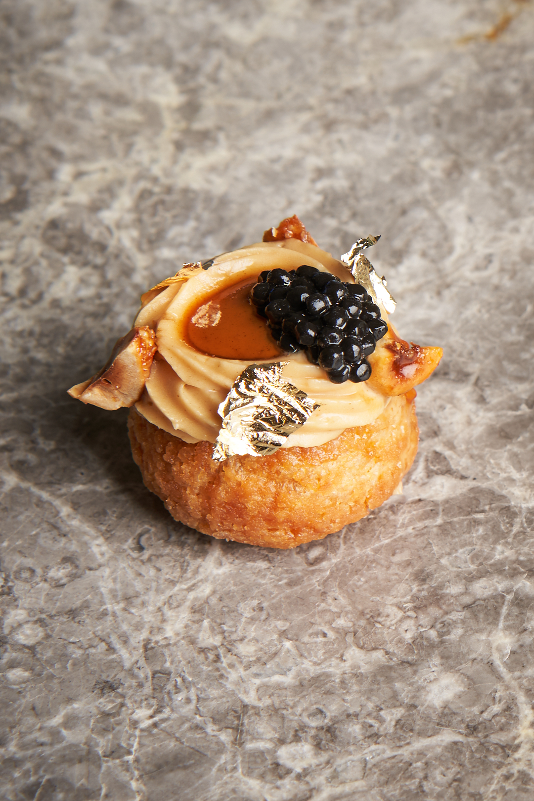 The Prestigious 12 Chairs Caviar Bar Opens in Dubai FOUR Magazine