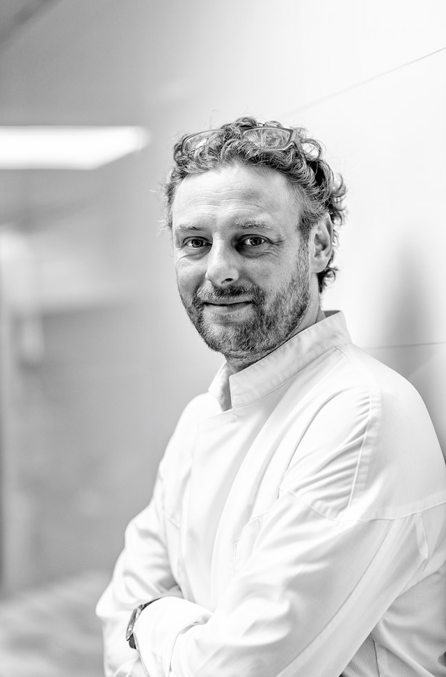Louis Vuitton hires star chef Arnaud Donckele - Falstaff