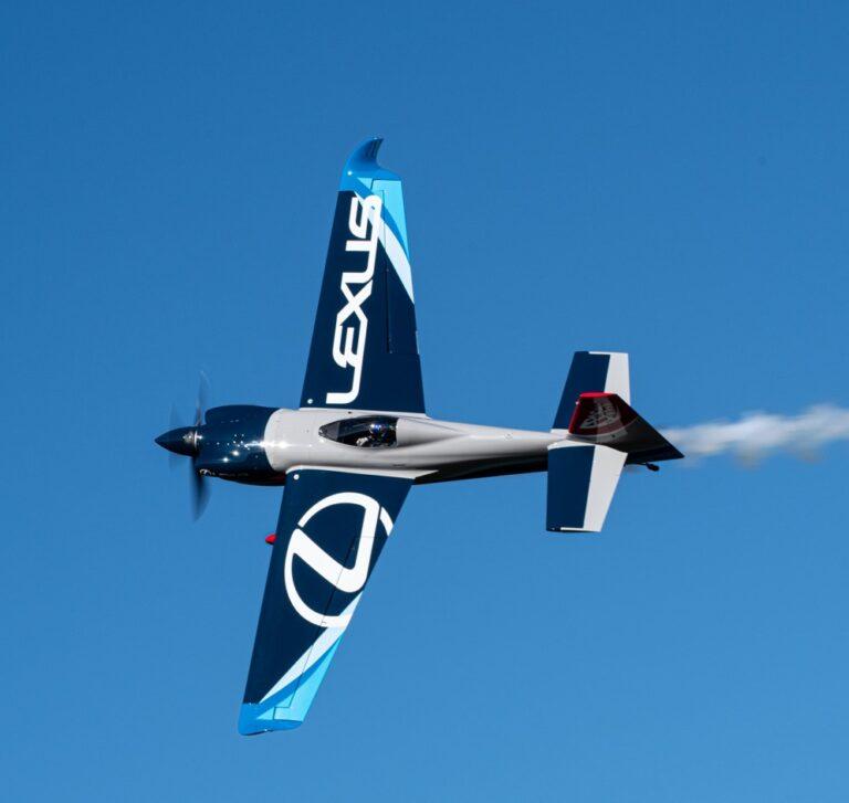 Yoshi Muroya flying his LEXUS PATHFINDER AIR RACING plane.