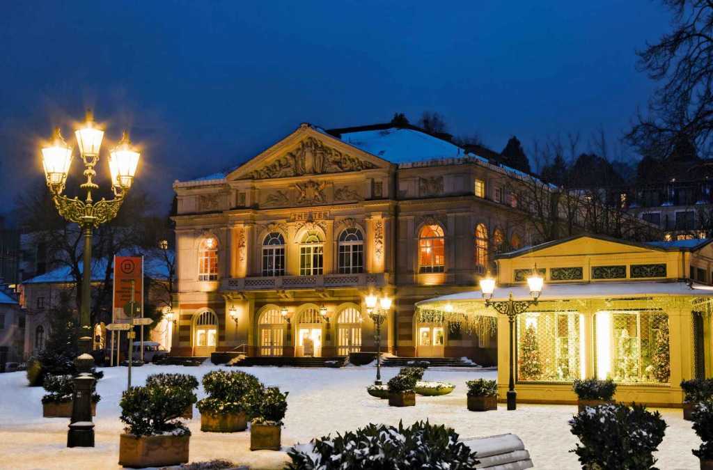 Spannende Entfernung Baden Baden Bild